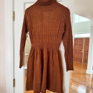 NEW WITH TAGS (NWT) CUPSHE SWEATER DRESS, SIZE SMALL, BROWN